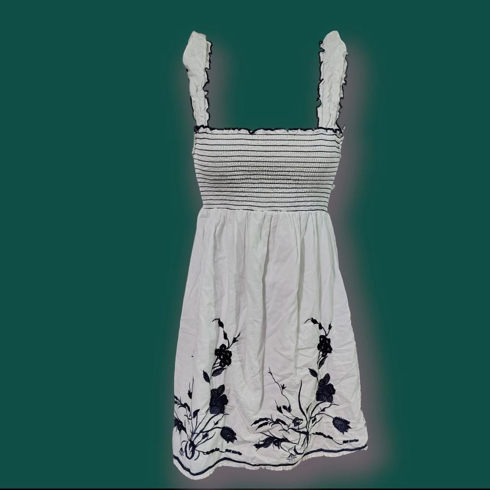 Charlotte Russe Mini Dress Small Vintage White Navy Embroidered Rare